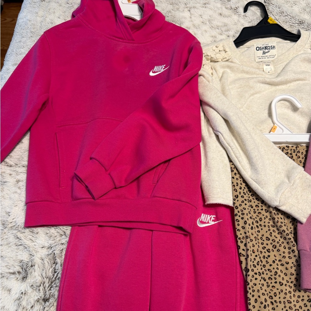 Nike Fuchsia Hoodie and Joggers Set